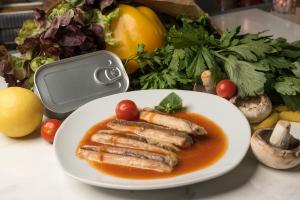 FILETS OF MACKEREL IN TOMATO SAUCE 125G